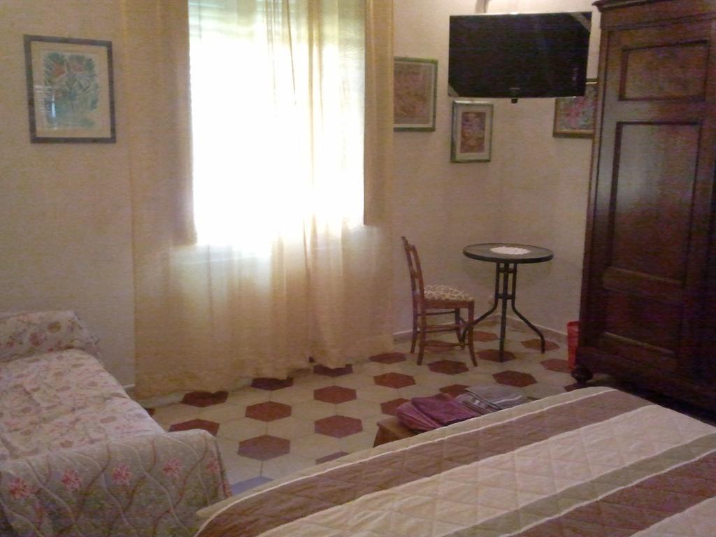 B&B Cribo San Giuliano Terme Pokoj fotografie