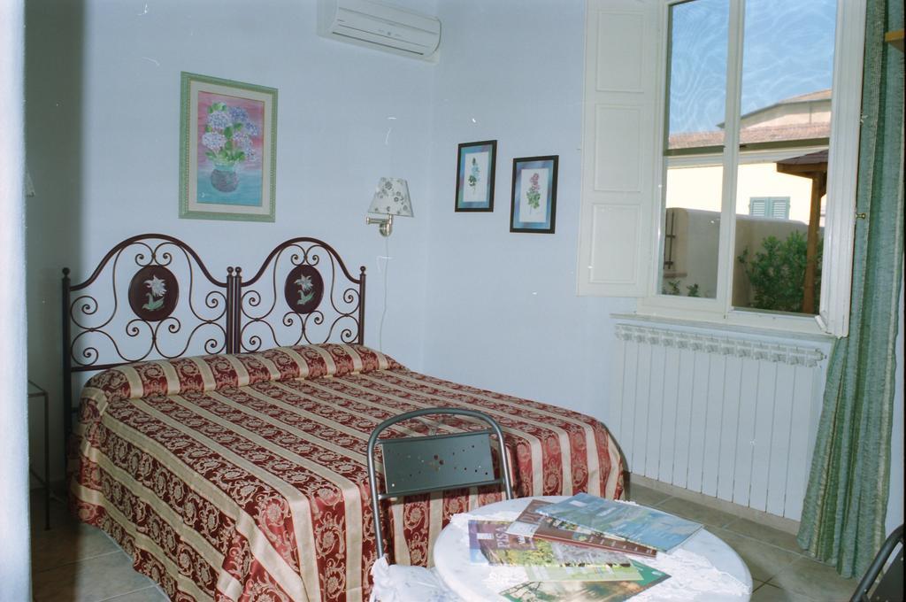 B&B Cribo San Giuliano Terme Pokoj fotografie